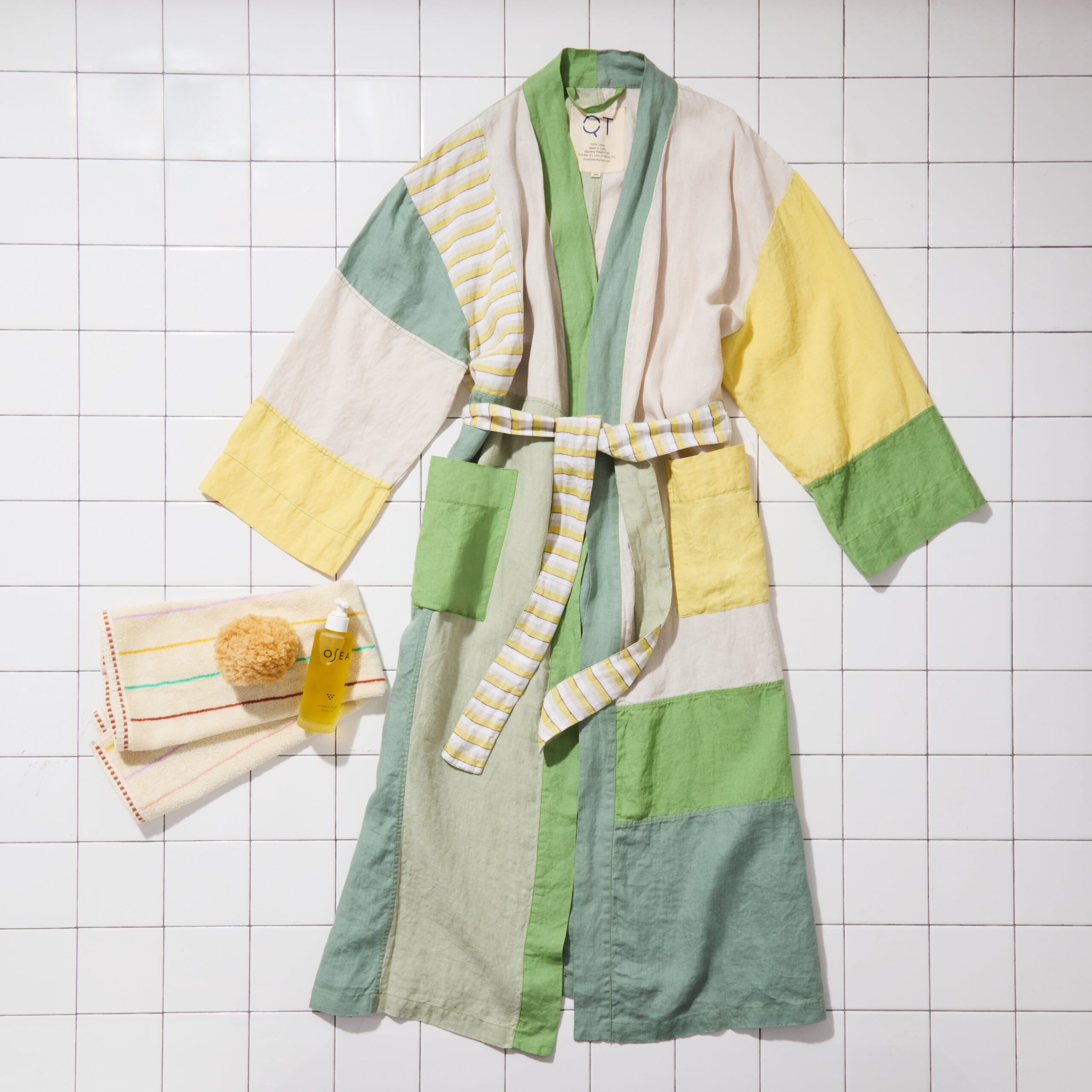 End Bits Bathrobe in Kiwi